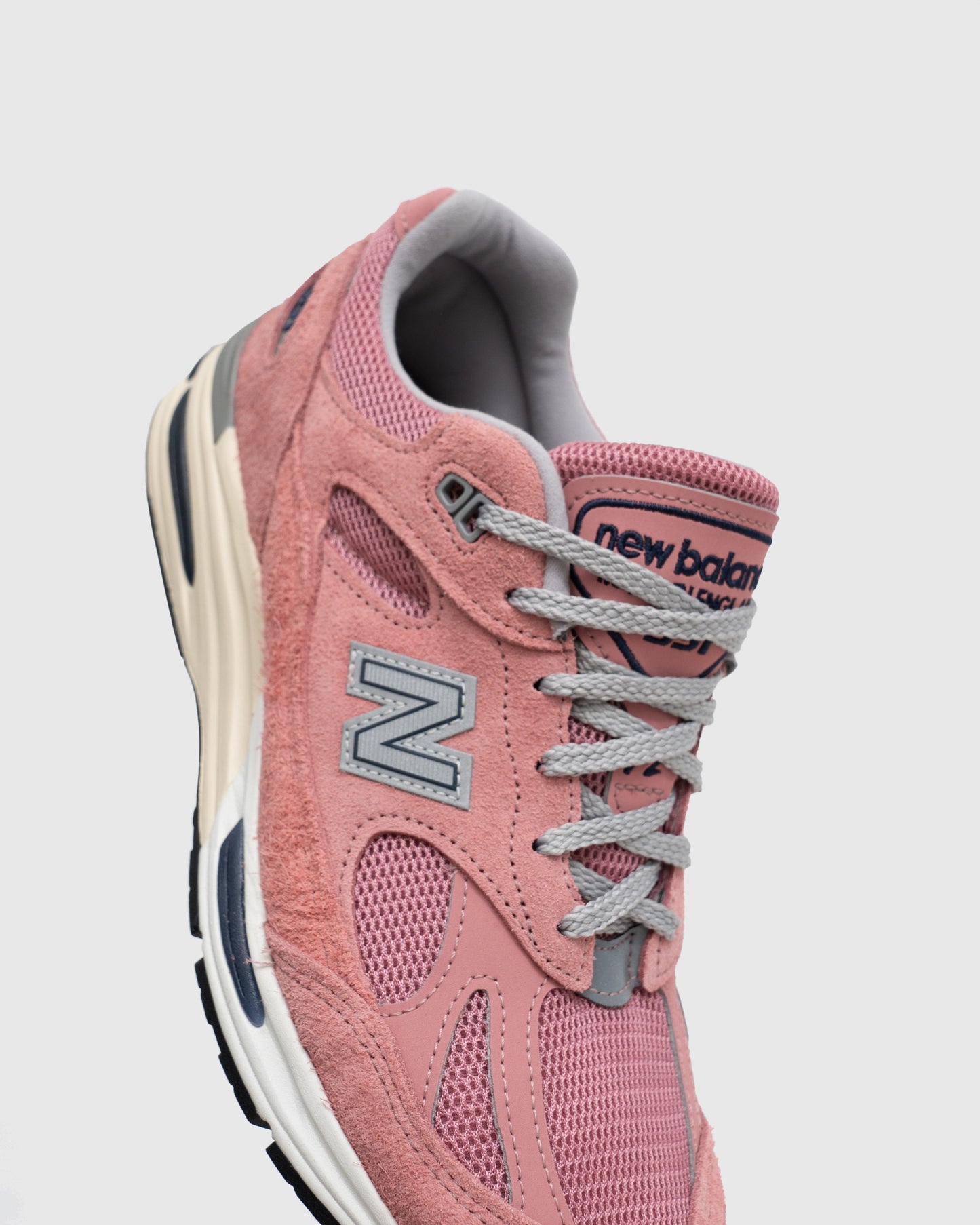 991v2 Made In UK Pink