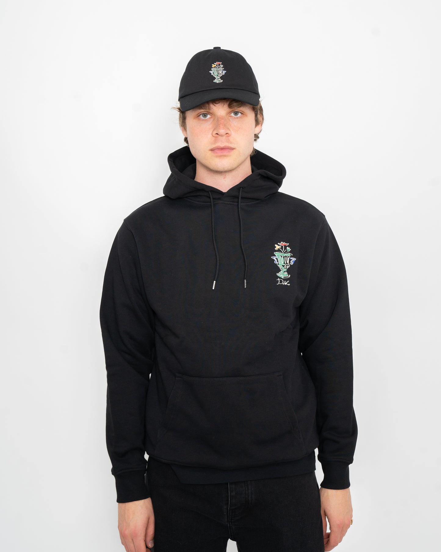 Le Hoodie Vase Black